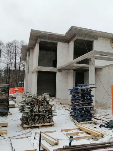 Leitungen im Boden